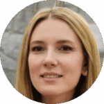 Maëlle Delaunay est une experte en esthétique spécialisée dans les soins dermatologiques et les traitements au laser.
